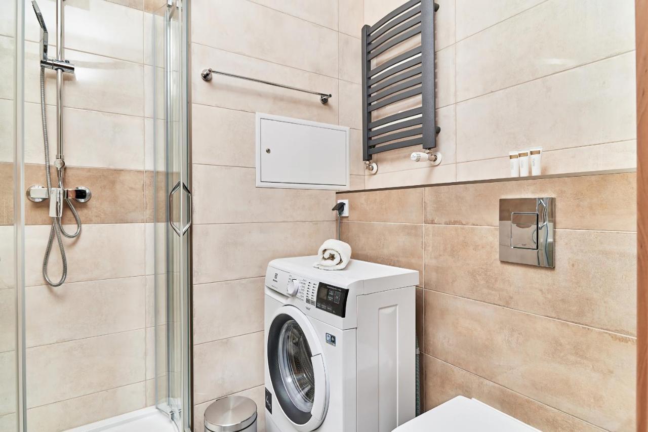 Exclusive Marina By Renters *